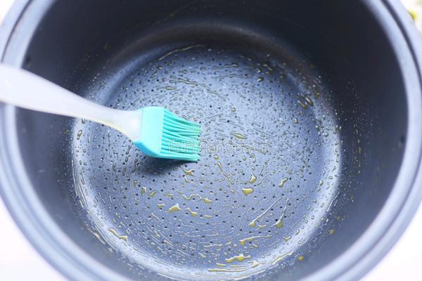 电饭煲鸭翅的做法图解9