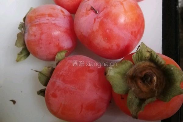 油炸柿子饼的做法图解1