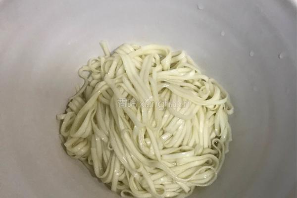 龙利鱼西红柿面的做法图解12