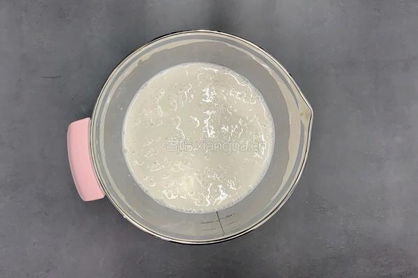 不用烤箱做的金沙冰皮月饼的做法图解1