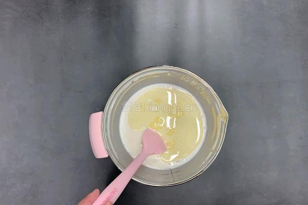 不用烤箱做的金沙冰皮月饼的做法图解2