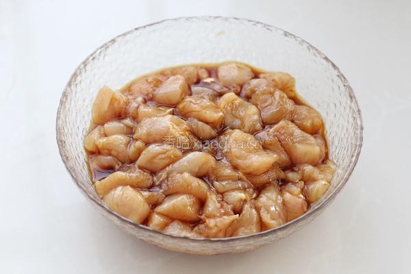 南瓜鸡肉藜麦饭的做法图解2