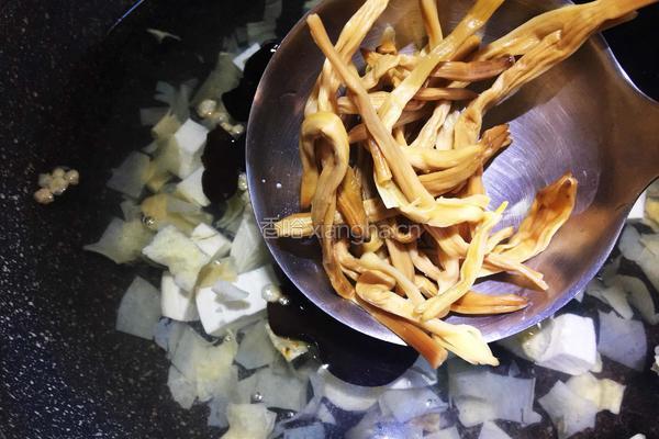 速食版糊辣汤营养新吃法的做法图解6