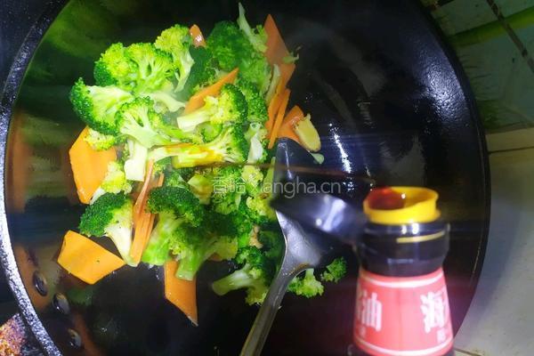 清炒西蓝花的做法图解7