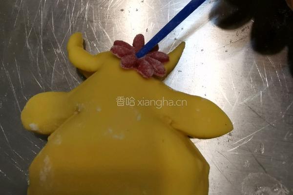 南瓜奶牛豆沙包的做法图解11