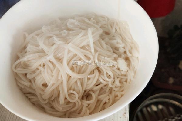 土豆条打卤面的做法图解10
