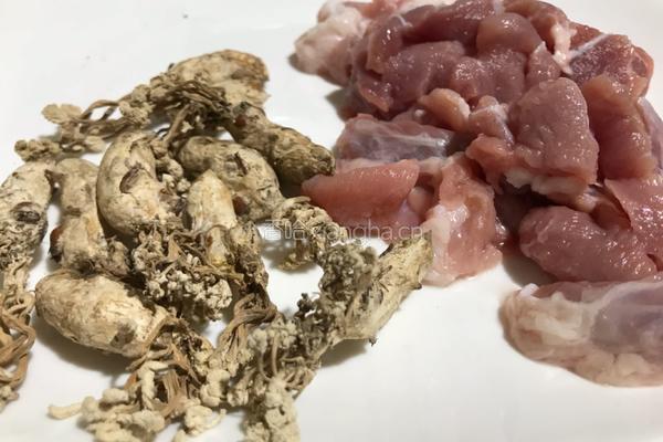 金蝉花炖健子肉（3人份）的做法图解2