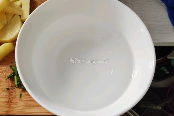 土豆条打卤面的做法图解2