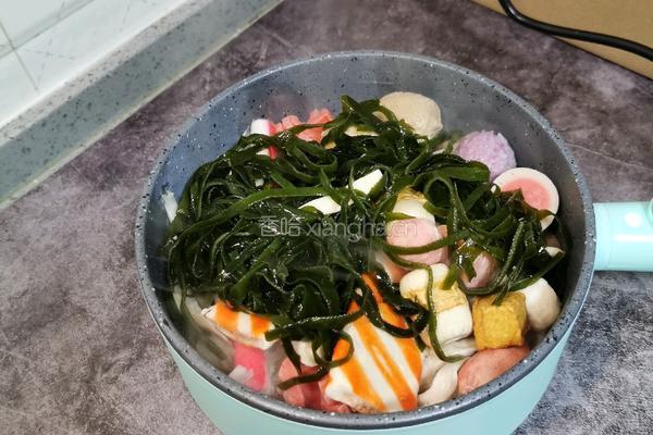 辣白菜芝士火锅的做法图解3