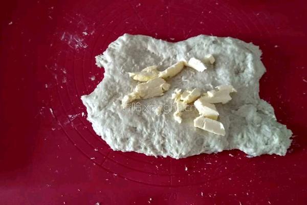 豆沙面包的做法图解1
