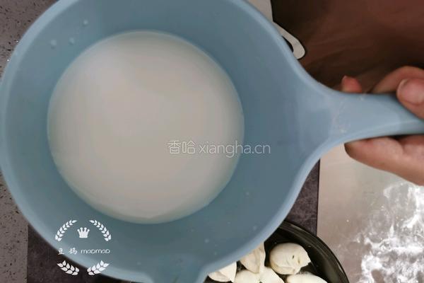 韭菜鸡蛋粉条水煎包的做法图解11
