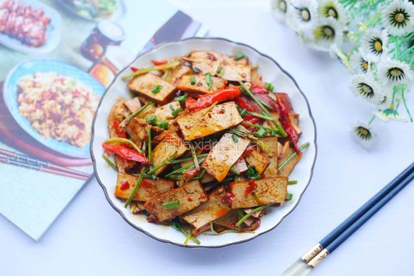 芹菜炒香干的做法图解10