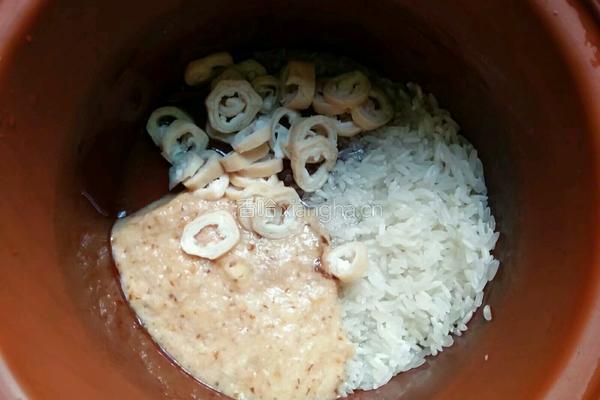 小肠香菇肉末粥的做法图解7