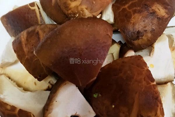 板栗烧鸡的做法图解5
