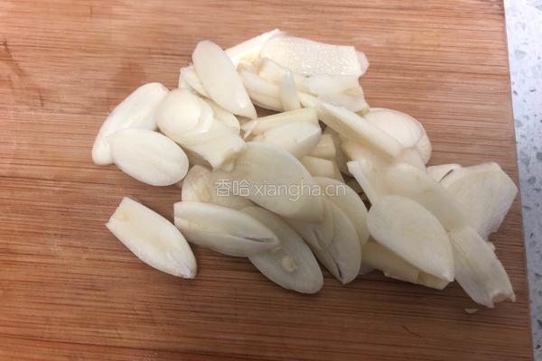 辣椒炒肉的做法图解2