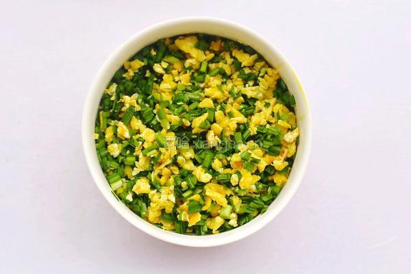 水晶韭菜鸡蛋饺子的做法图解7