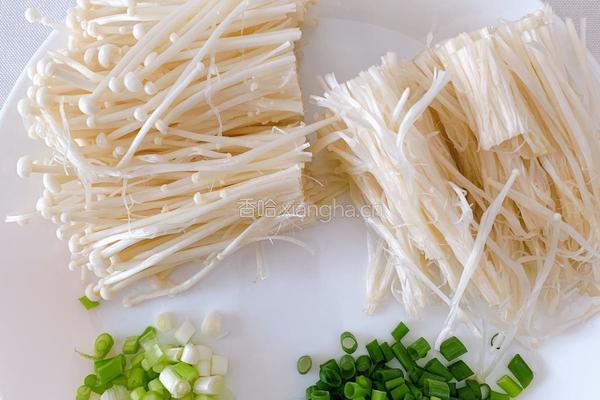 西红柿与金针菇的做法图解4