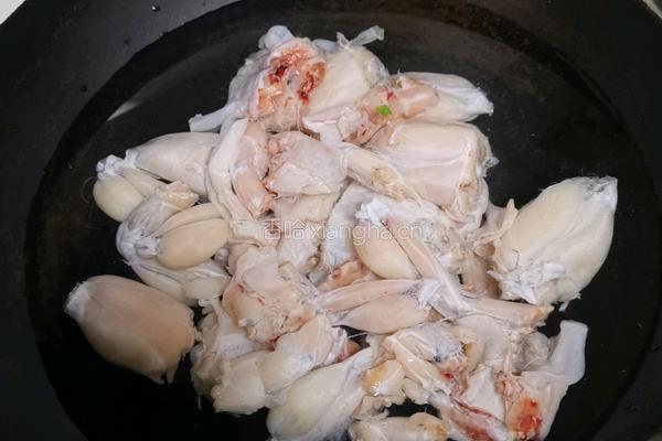 干锅田鸡的做法图解2