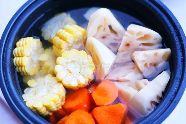 莲藕排骨汤的做法图解9