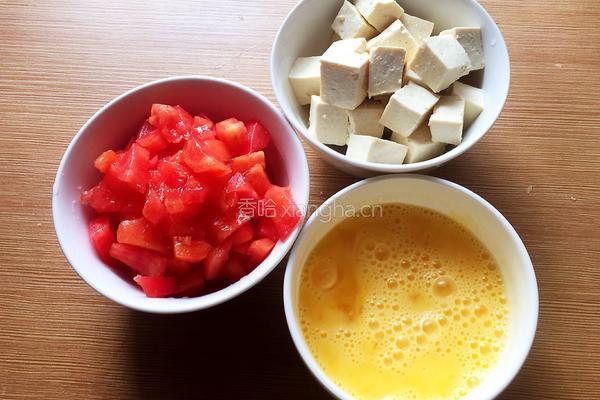金针菇豆腐汤的做法图解2