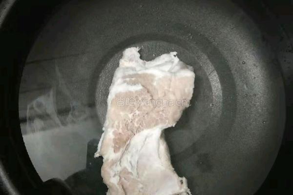 香菇瘦肉粥的做法图解1