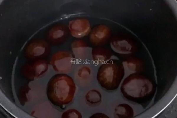 水煮板栗的做法图解3
