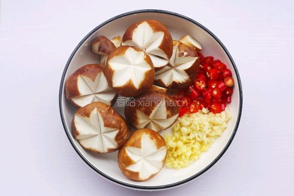 香菇油菜的做法图解2