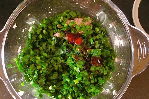韭菜猪肉饺子的做法图解4