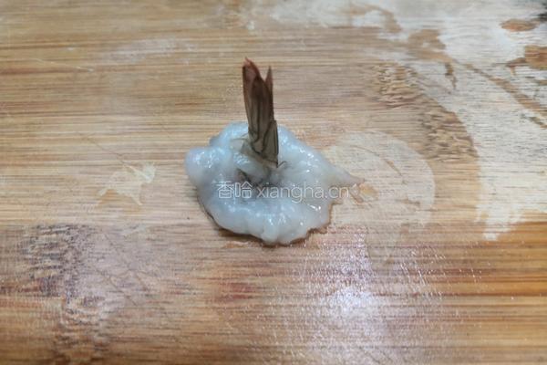 酥脆凤尾虾的做法图解5