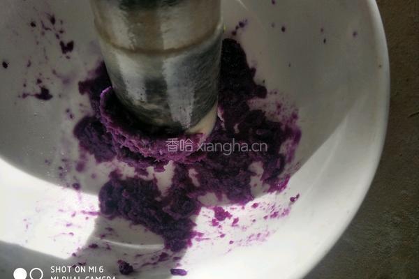 宝宝辅食菠菜面紫薯面的做法图解3