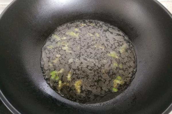 鲜虾菠菜面的做法图解7