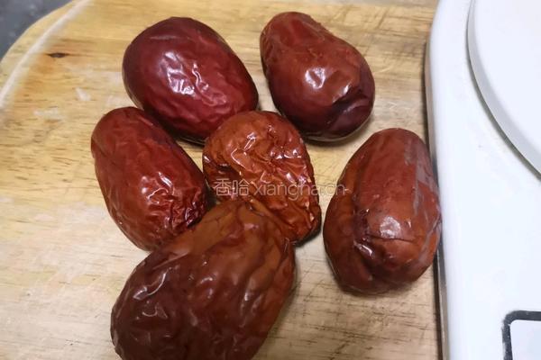 红糖发糕的做法图解1
