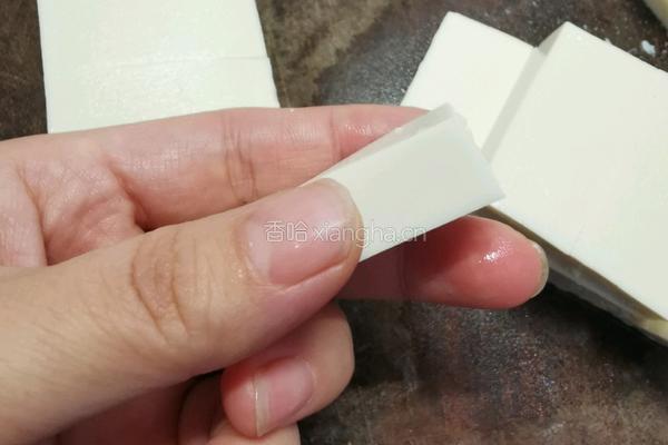 小黄鱼烧豆腐的做法图解6