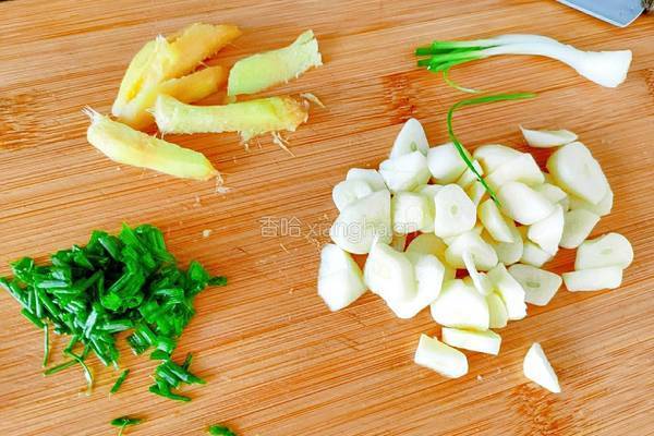 洋葱香菇炒鱿鱼的做法图解6