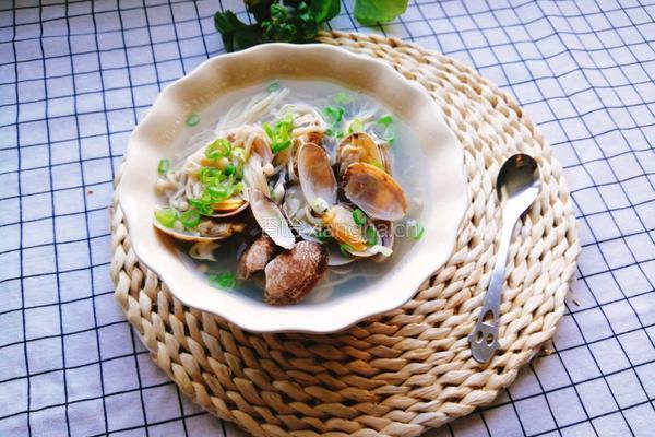 金针菇蛤蜊汤的做法图解10