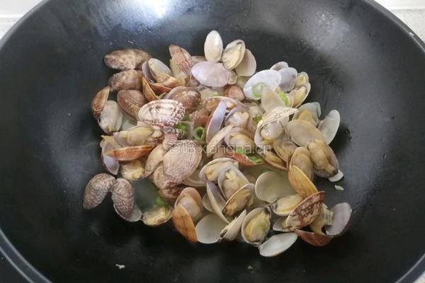 酒蒸蛤蜊的做法图解11