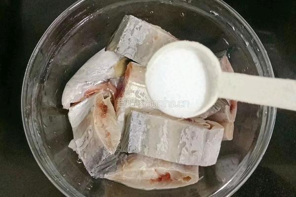 家常红烧带鱼的做法图解2