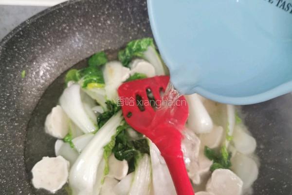 墨鱼丸小油菜豆腐菜的做法图解7