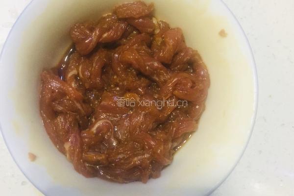 青椒牛肉丝的做法图解1