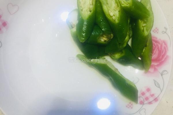 青椒牛肉丝的做法图解2