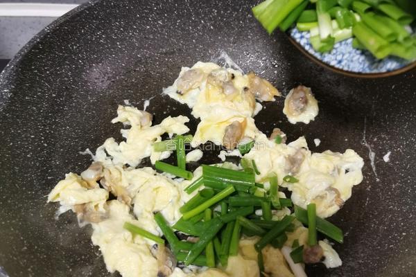 花甲肉炒鸡蛋的做法图解9
