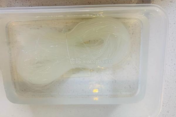 蒜蓉蒸海鲜的做法图解3