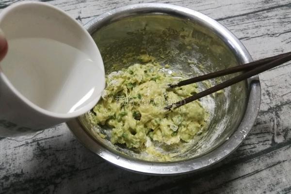 青椒虾皮饼的做法图解5