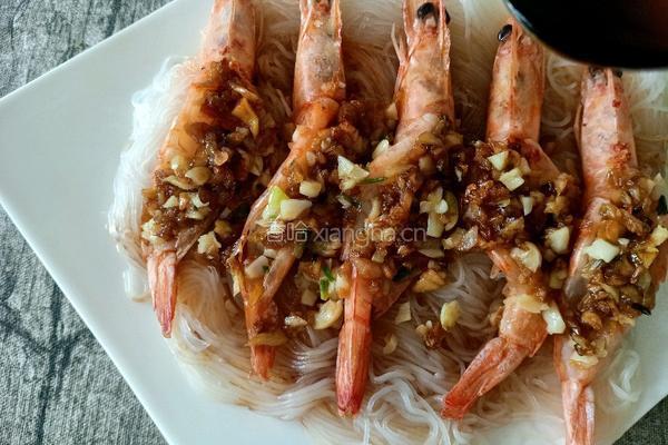 蒜蓉粉丝蒸开背虾的做法图解13
