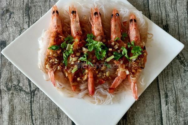 蒜蓉粉丝蒸开背虾的做法图解14