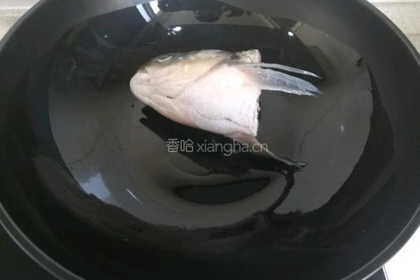 鱼头豆腐汤的做法图解5