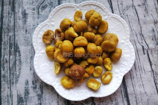 鲜虾烧板栗的做法图解5