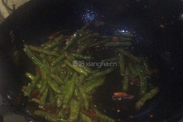 干煸四季豆的做法图解6