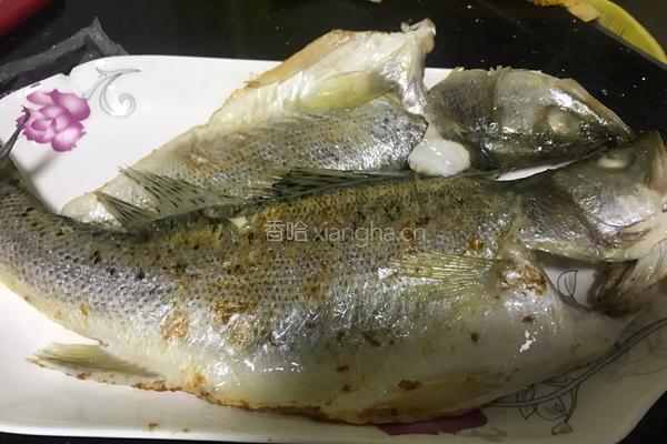 蒜香海鲈鱼的做法图解6