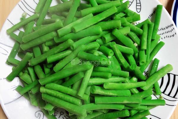 虾仁木耳烩豇豆(清脂减肥)的做法图解6